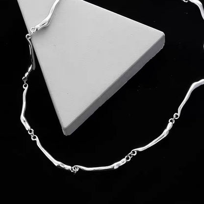 Twisted Wave Chain