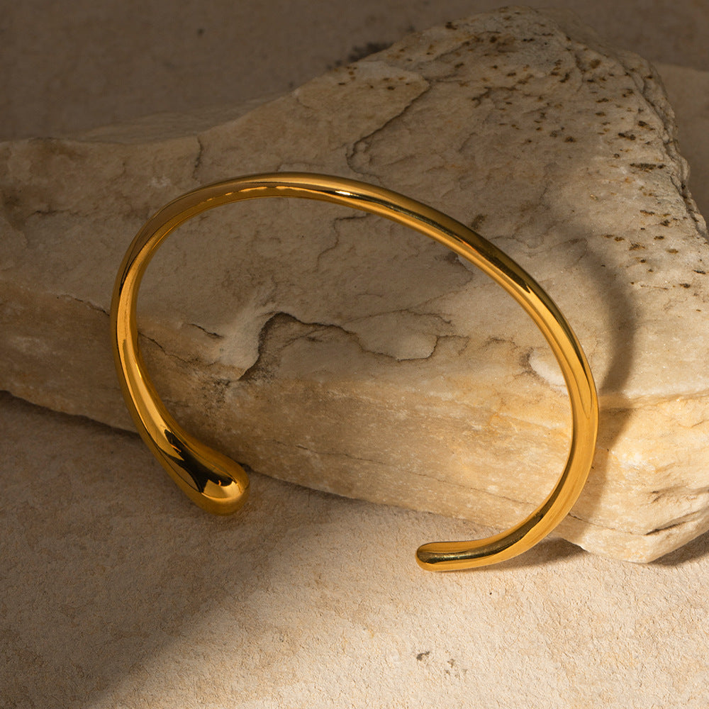 Glimmer Bracelet