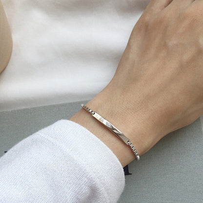 Single Plate Bracelet