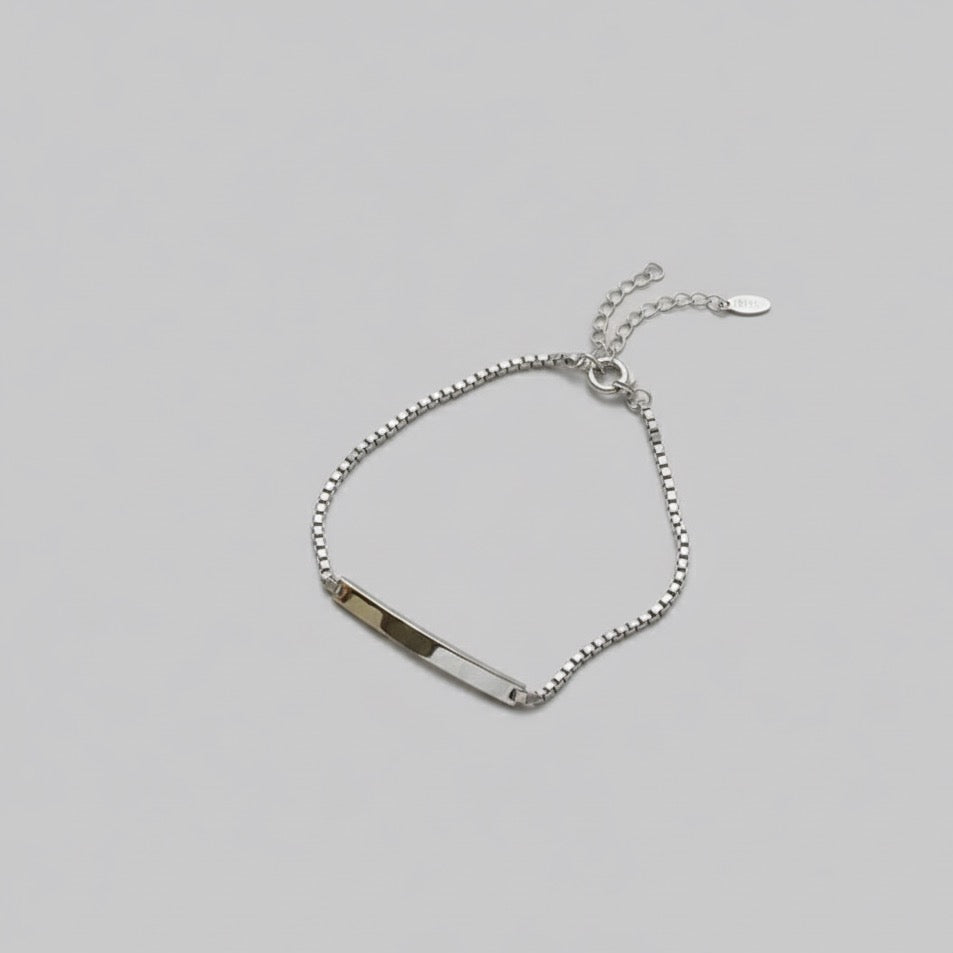 Single Plate Bracelet