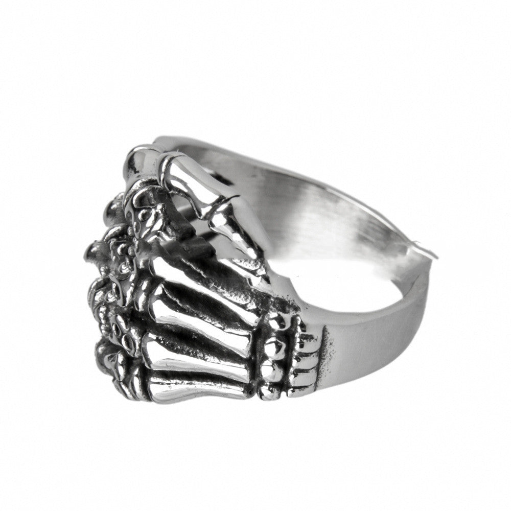Palm Skull Ring