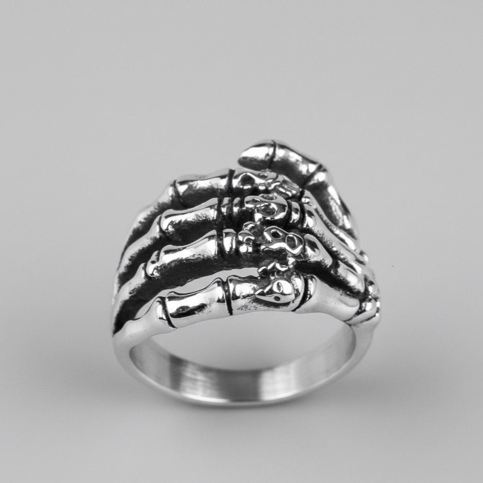 Palm Skull Ring